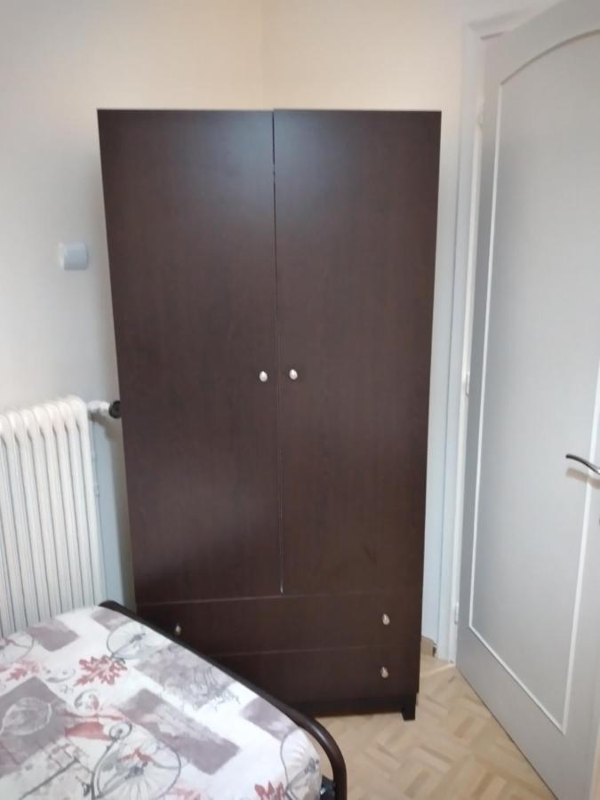 Perikleous Apartment Aten Exteriör bild